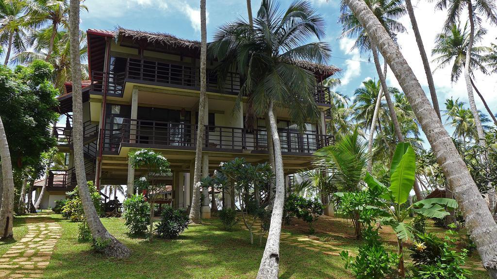 Seven Turtles Hotel Tangalle Bagian luar foto