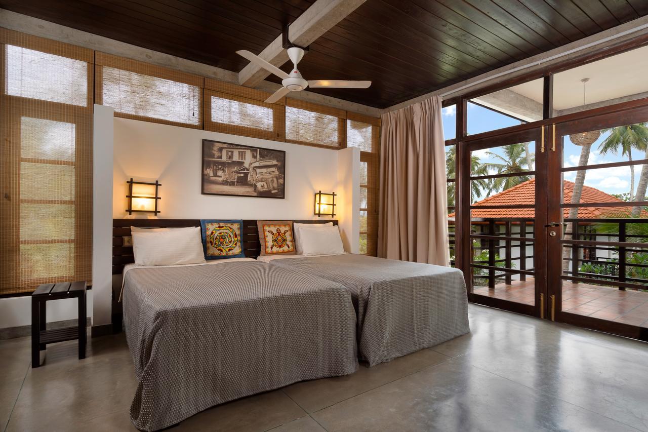 Seven Turtles Hotel Tangalle Bagian luar foto